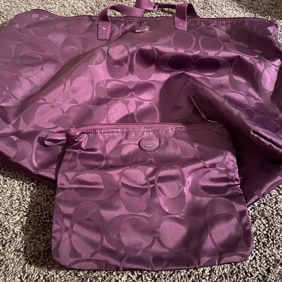 Coach Duffle Bag - Picture 1 of 1